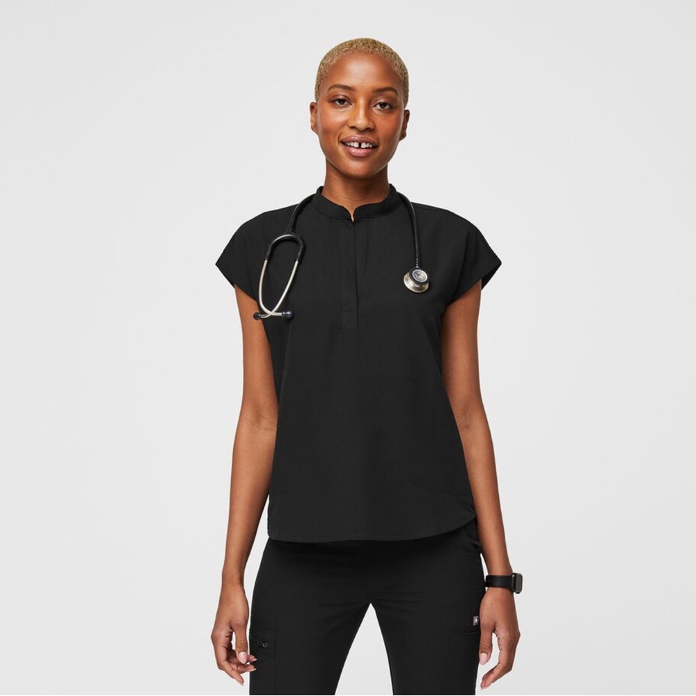 Rafaela Oversized Scrub Top🖤 Black Large